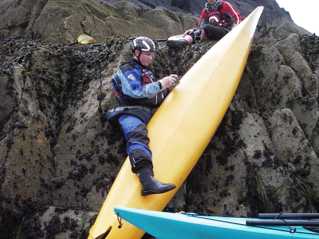  Curso de reparación y daños en kayak 